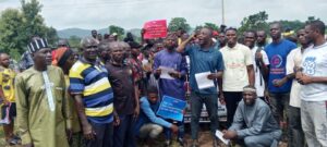 A cross-section of What About Us Movement Nigeria group on the street to appeal to the Federal Capital Territory Administration (FCTA) and Area Council Authorities, for immediate intervention on severely dilapidated roads across several rural communities at Gaube Area of Kuje on Thursday in Abuja (20/8/26).